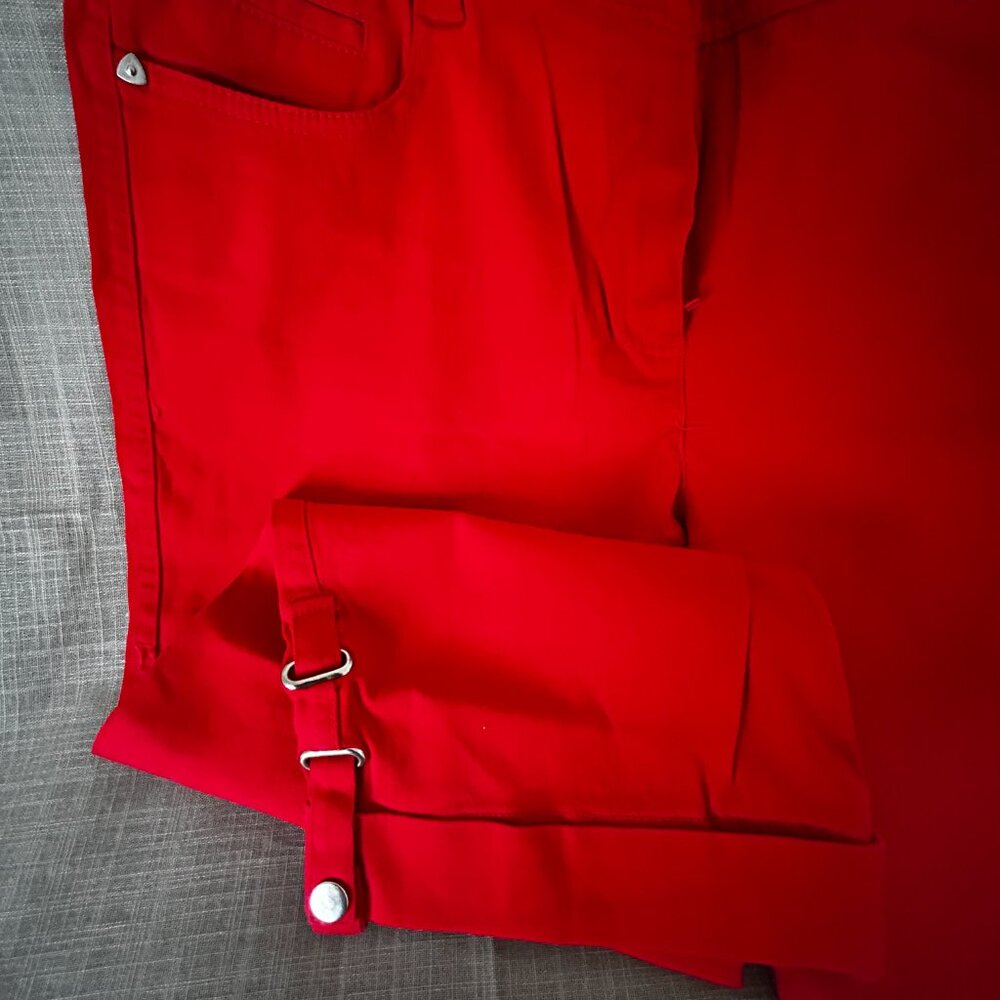 Capris - Picture 5 of 5